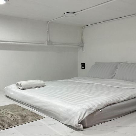 Ferienwohnung Megun Capsule 150 Cm Bangkok Exterior foto